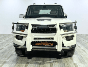 Mahindra Scorpio S10